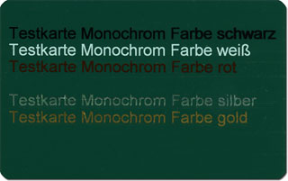 Testkarte - Verschiedene Monochromdruck-Farben auf dunkelgrüner Magnetkarte